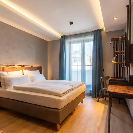 Parkhotel Im Lehel By Blattl Munich
