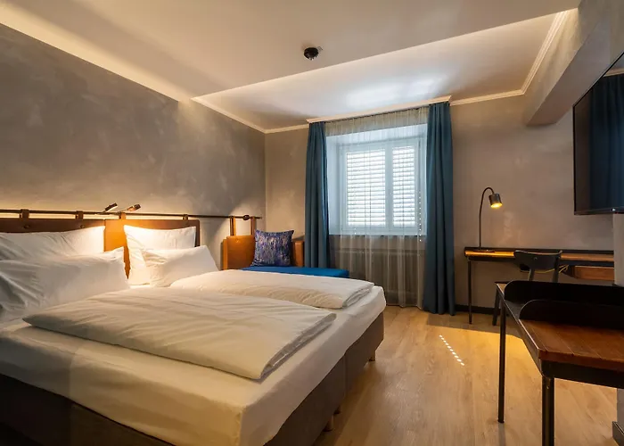 Parkhotel Im Lehel By Blattl