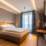 Parkhotel Im Lehel By Blattl Monachium