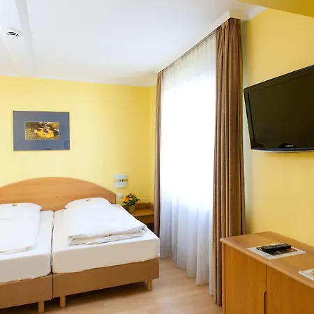 Parkhotel Im Lehel By Blattl Hotel