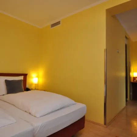 ホテル Parkhotel Im Lehel By Blattl 3*