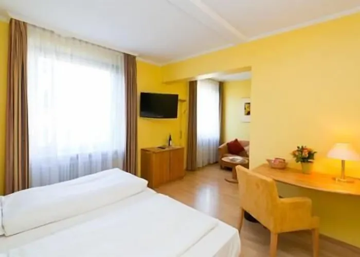 Parkhotel Im Lehel By Blattl Mnichov
